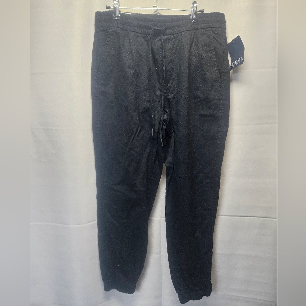 Gap NWT Black Jogger Pants